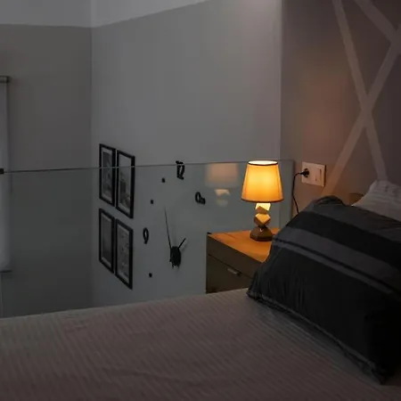 * Ck Modern Loft Near Seaside * Thessaloniki